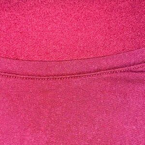 Vibrant burgundy Heatech Extra Warm